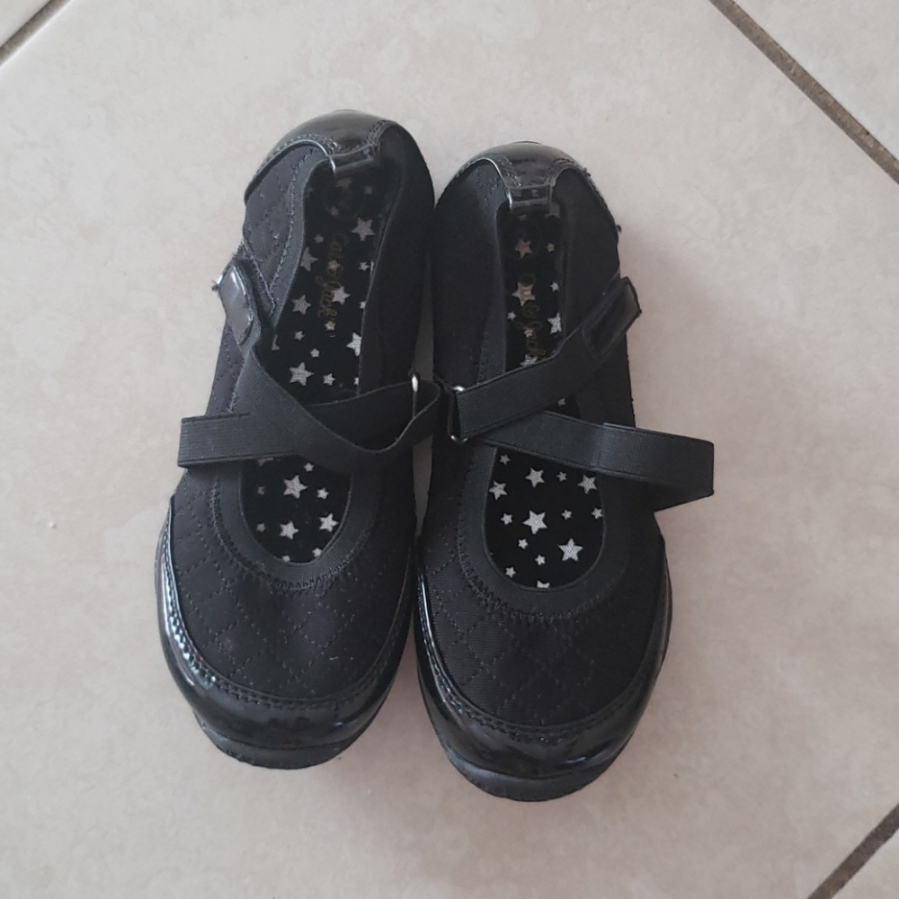 Girls Mary Janes Size 2